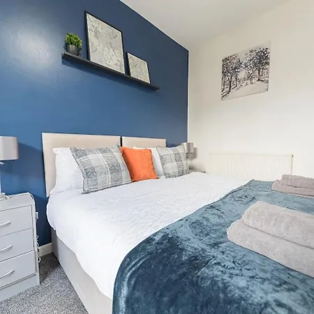 Apartamento Sleeps 6! Contractor - Prime Location