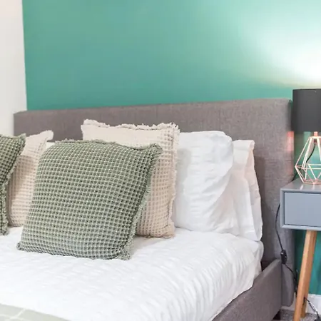 Sleeps 6! Contractor - Prime Location Apartamento Barrow-in-Furness
